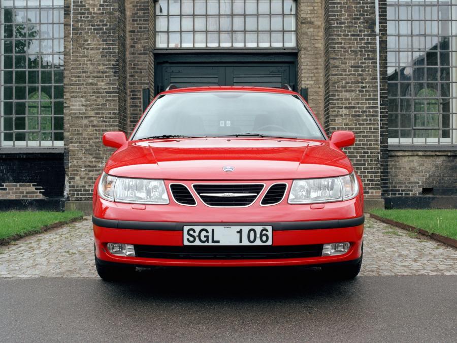  Saab 9-5 Wagon 2002 года  (фото 2 из 16)